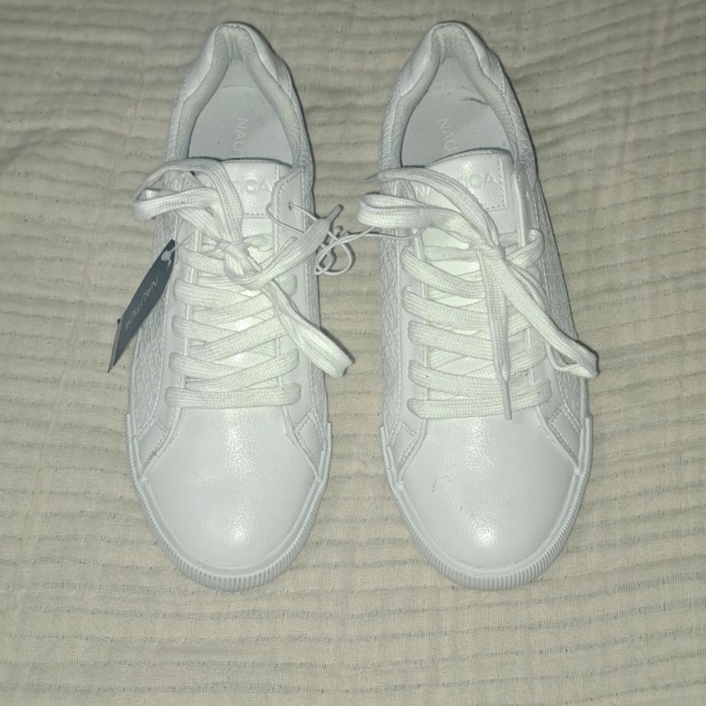 NWT Nautica Dulcie Sneakers sz 10